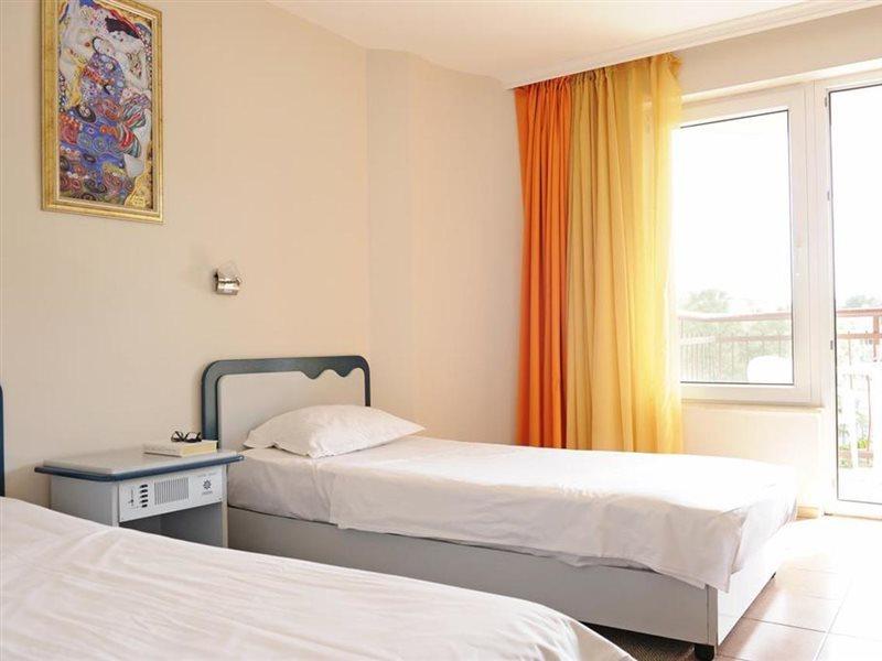 Hotel Iskar & Aquapark Sunny Beach Exterior photo